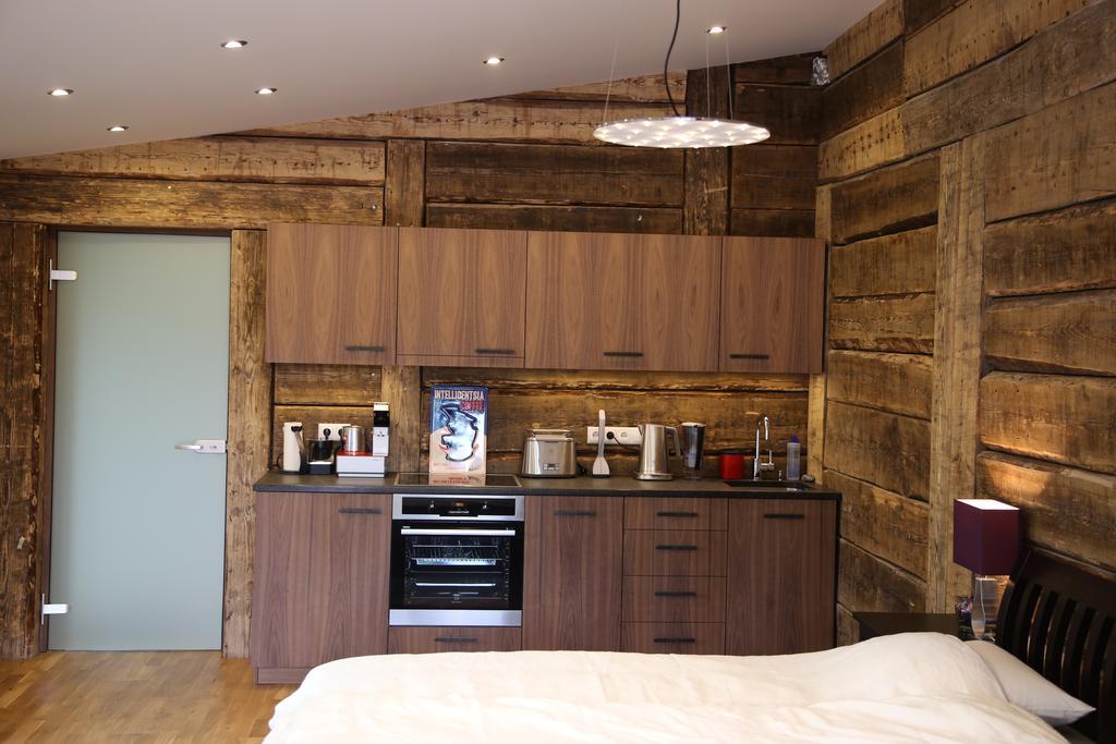 Altribute Studio W Sauna Secure Parking Wifi 90Mbs Liepāja Szoba fotó